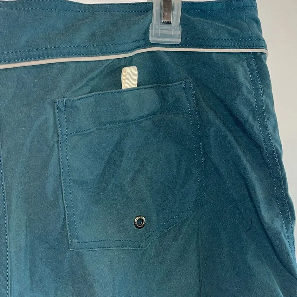 EXCELLENT CONDITION WOMEN’S SIZE 8 WATERGIRL BY PATAGONIA 5” BOARD SHORTS